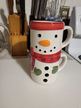 Stackable Snowman Ceramic Mug Set - Red, White, Orange, Green